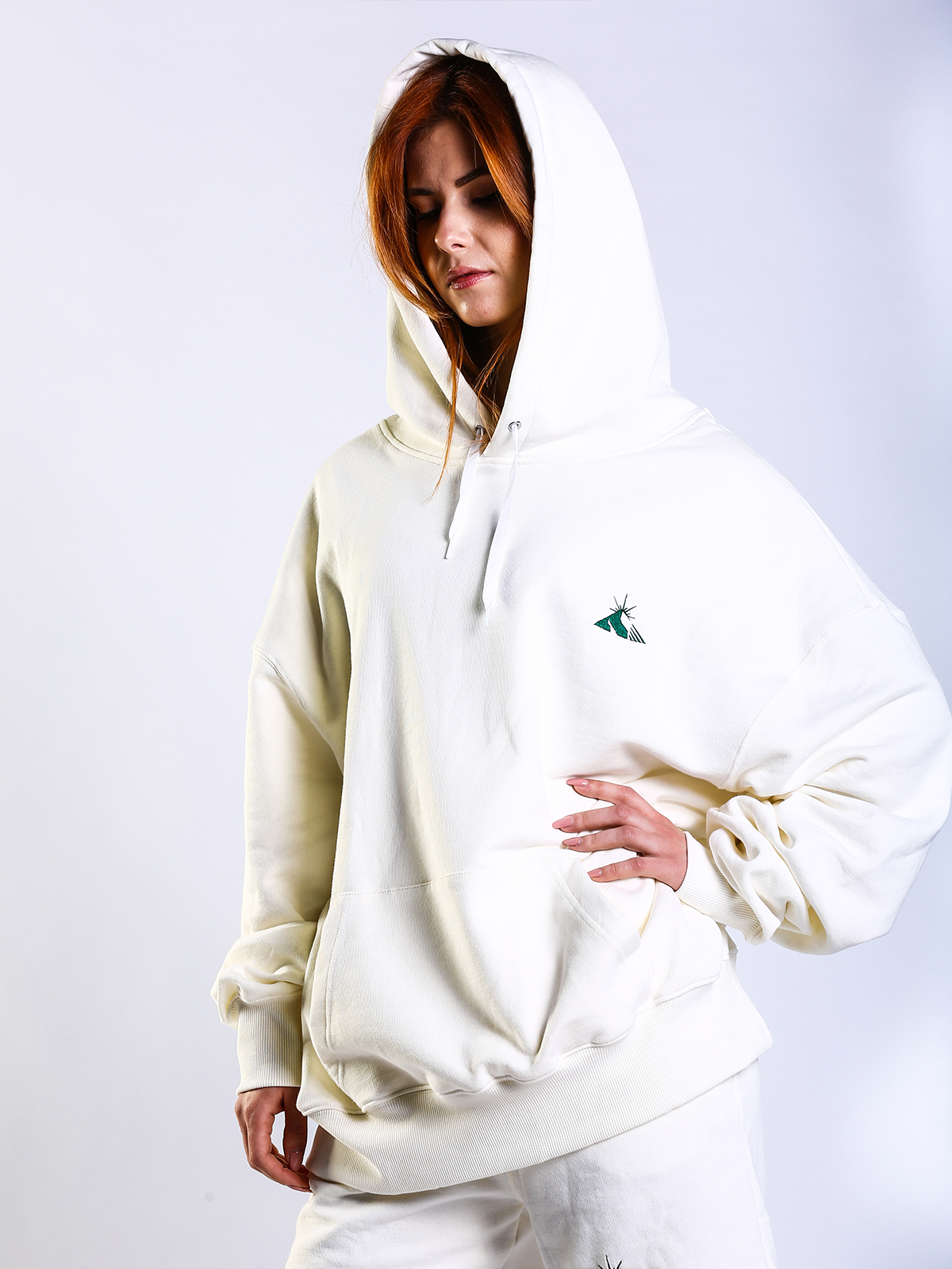 KIT Felpa + Pantaloni ESSENTIALS OFF WHITE The Italian Dream Marvin Vettori