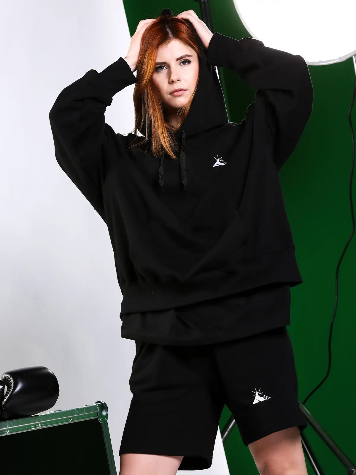 KIT Felpa + Pantaloncini ESSENTIALS BLACK The Italian Dream Marvin Vettori