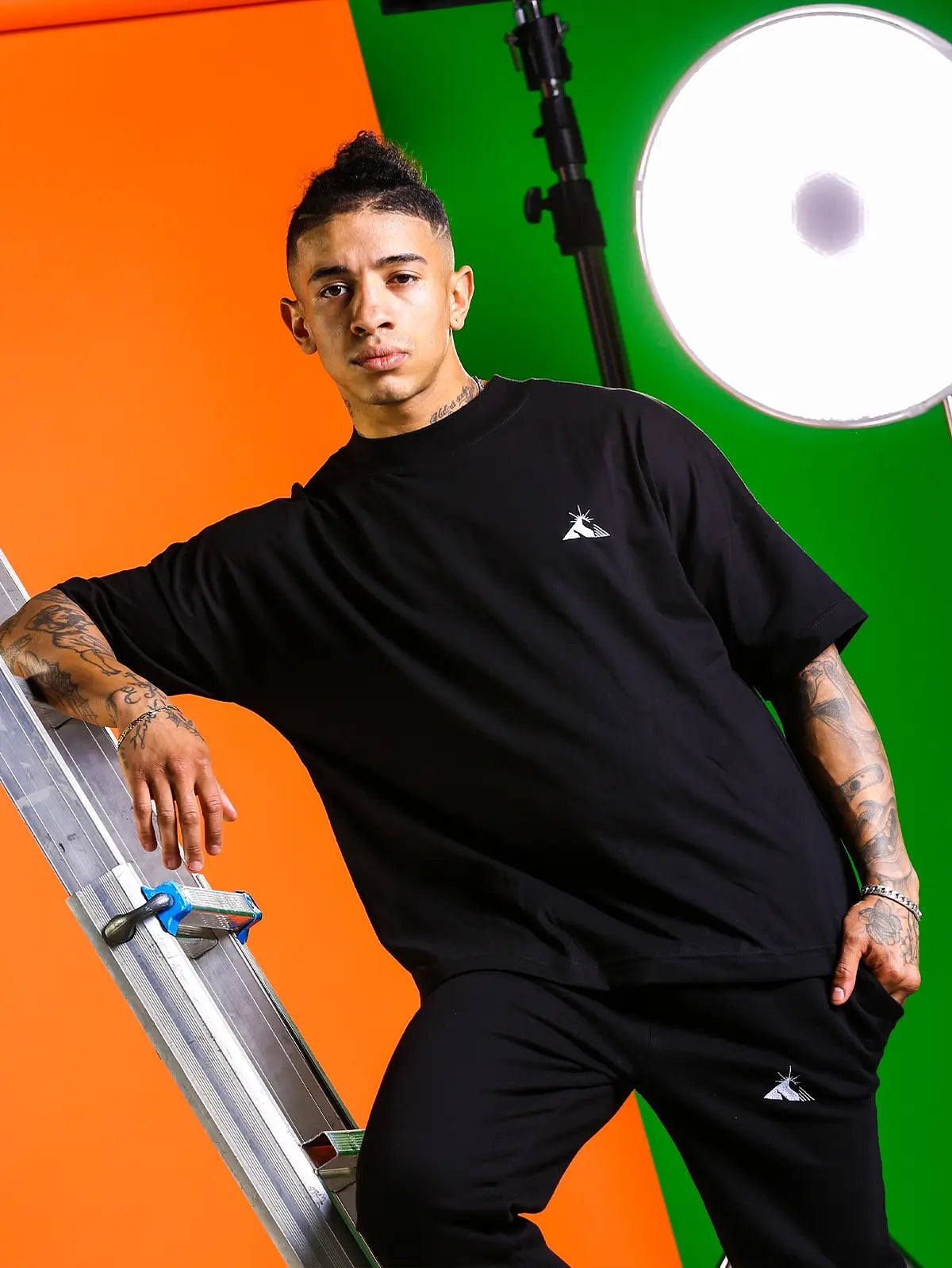 T-Shirt ESSENTIALS BLACK The Italian Dream